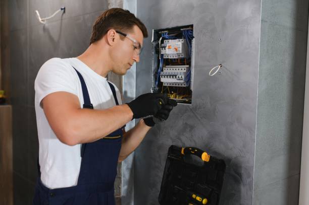 Best Circuit Breaker Repair  in Dixon, CA