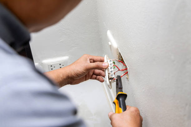 Best Emergency Electrical Repair  in Dixon, CA